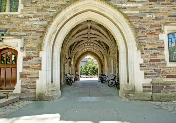 Holder Arch