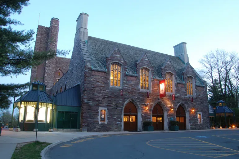 McCarter Exterior Entry