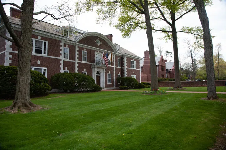 Cottage Club exterior