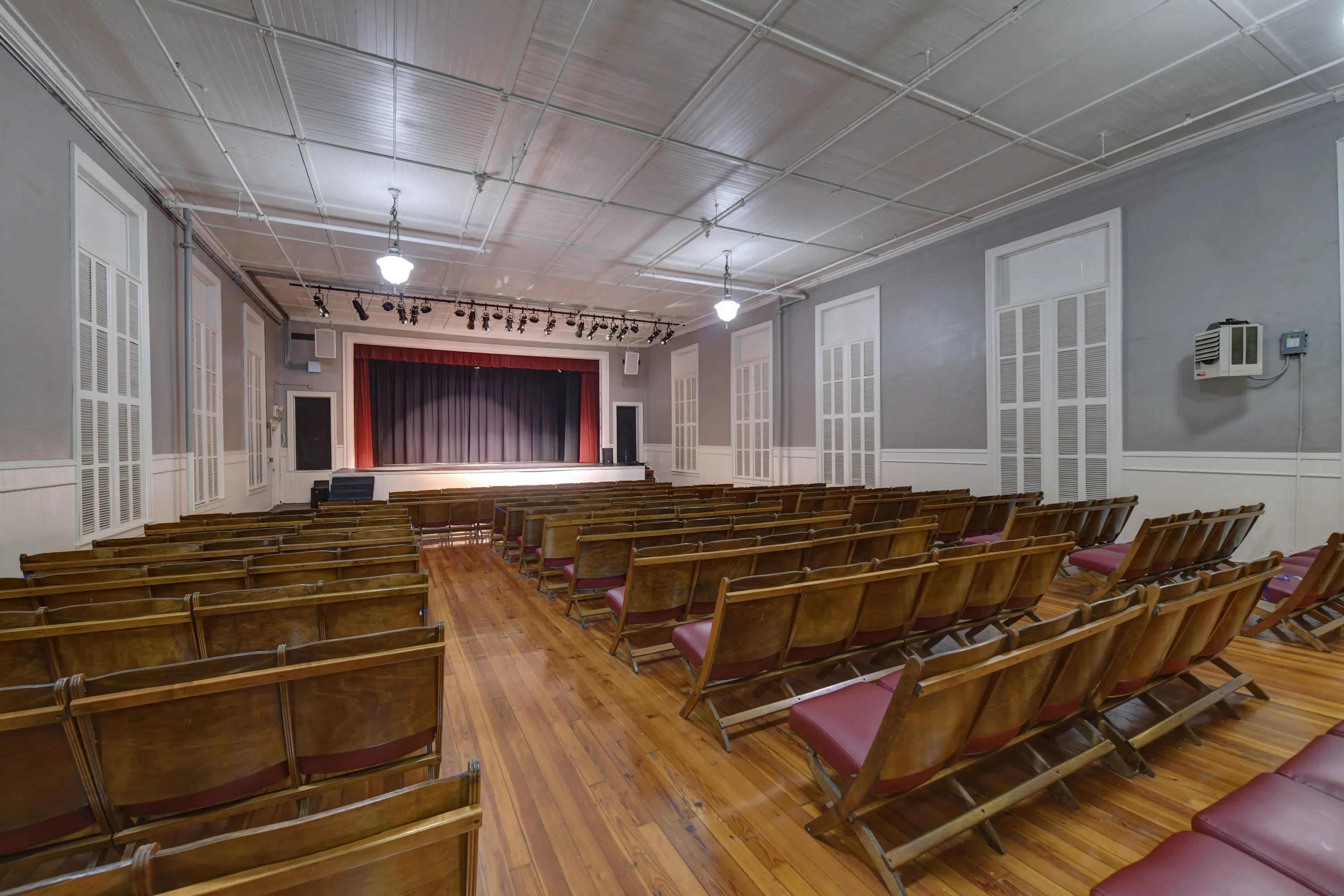 Photo of Liddie Murphy theatre and stage.