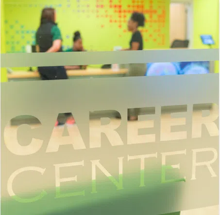 Career Center Spanish