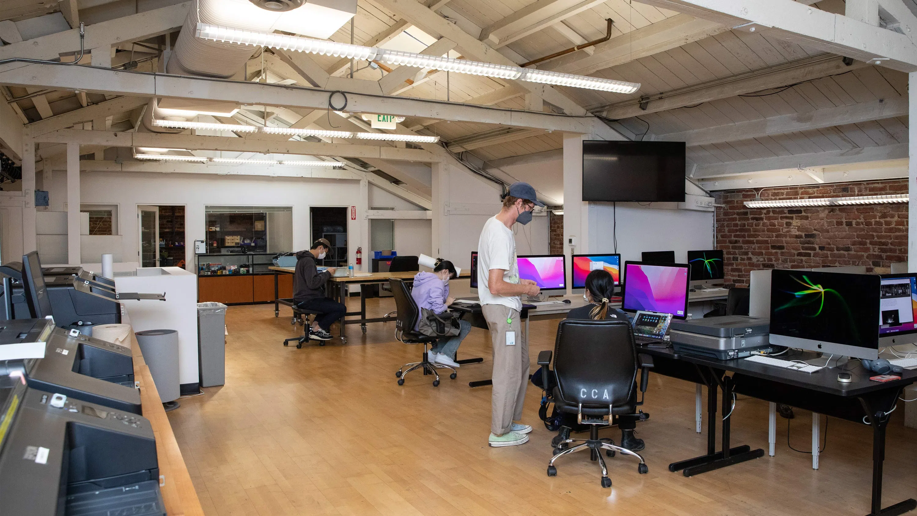 Students working at computers 