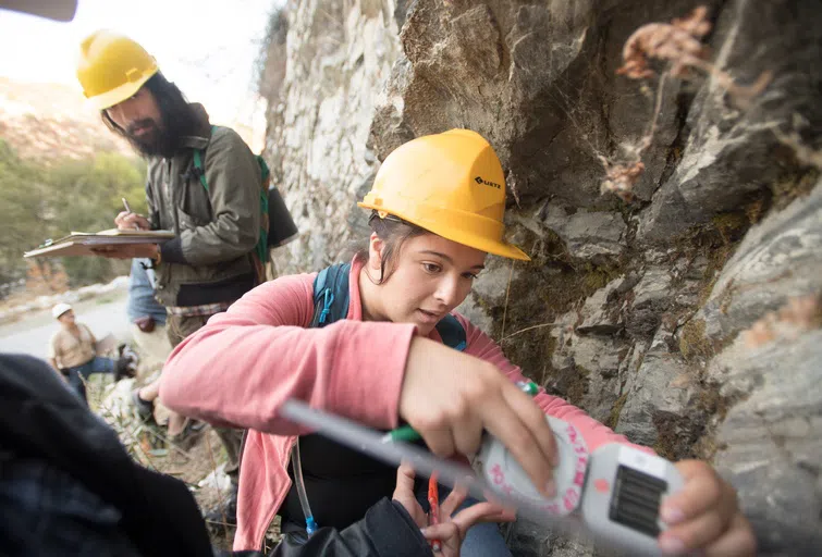 students out in the field