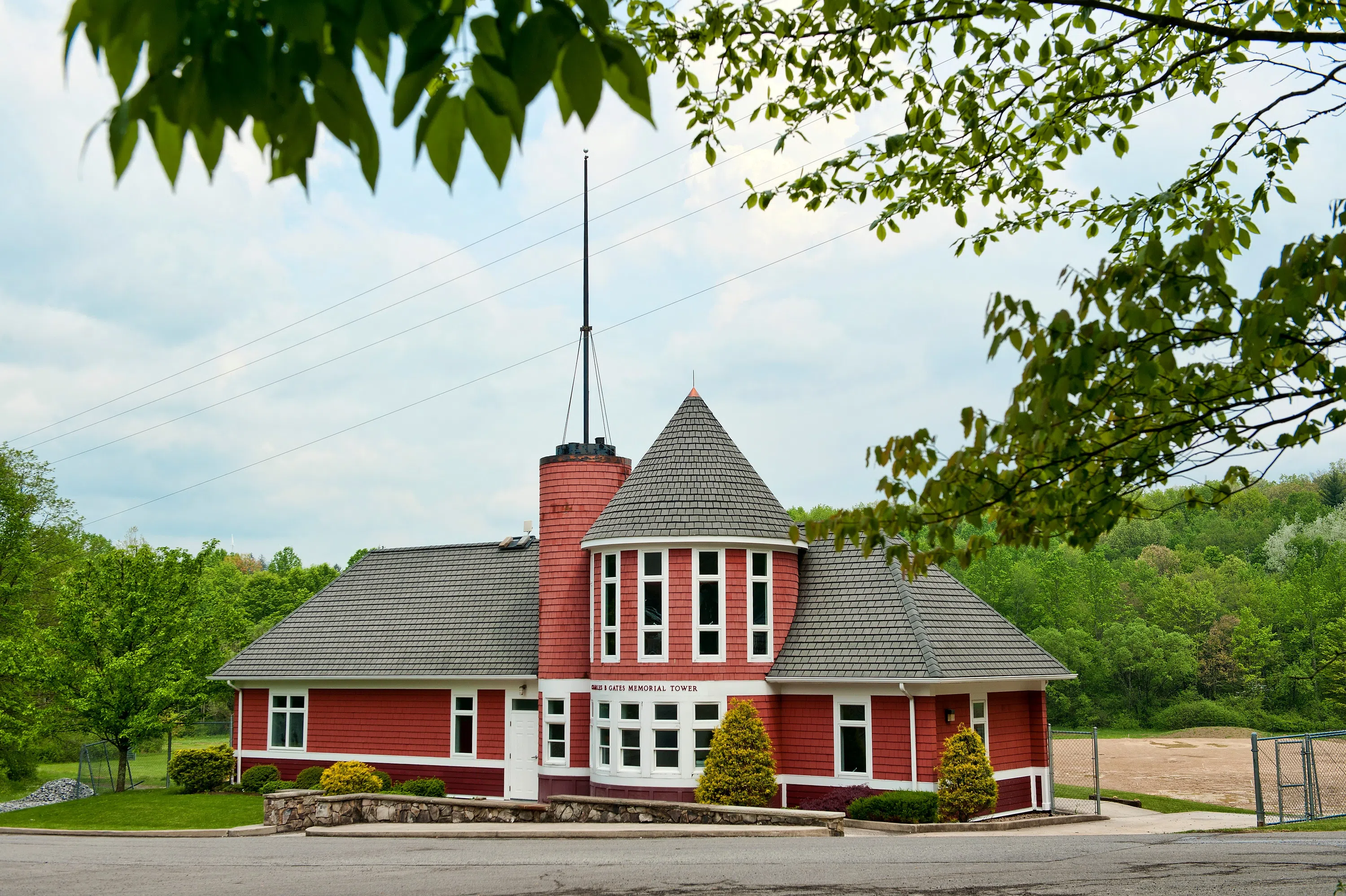 Image of the Memorial Tower