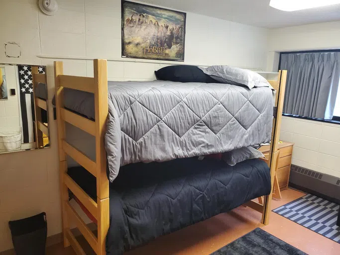 Darby Hall - Dorm Room 