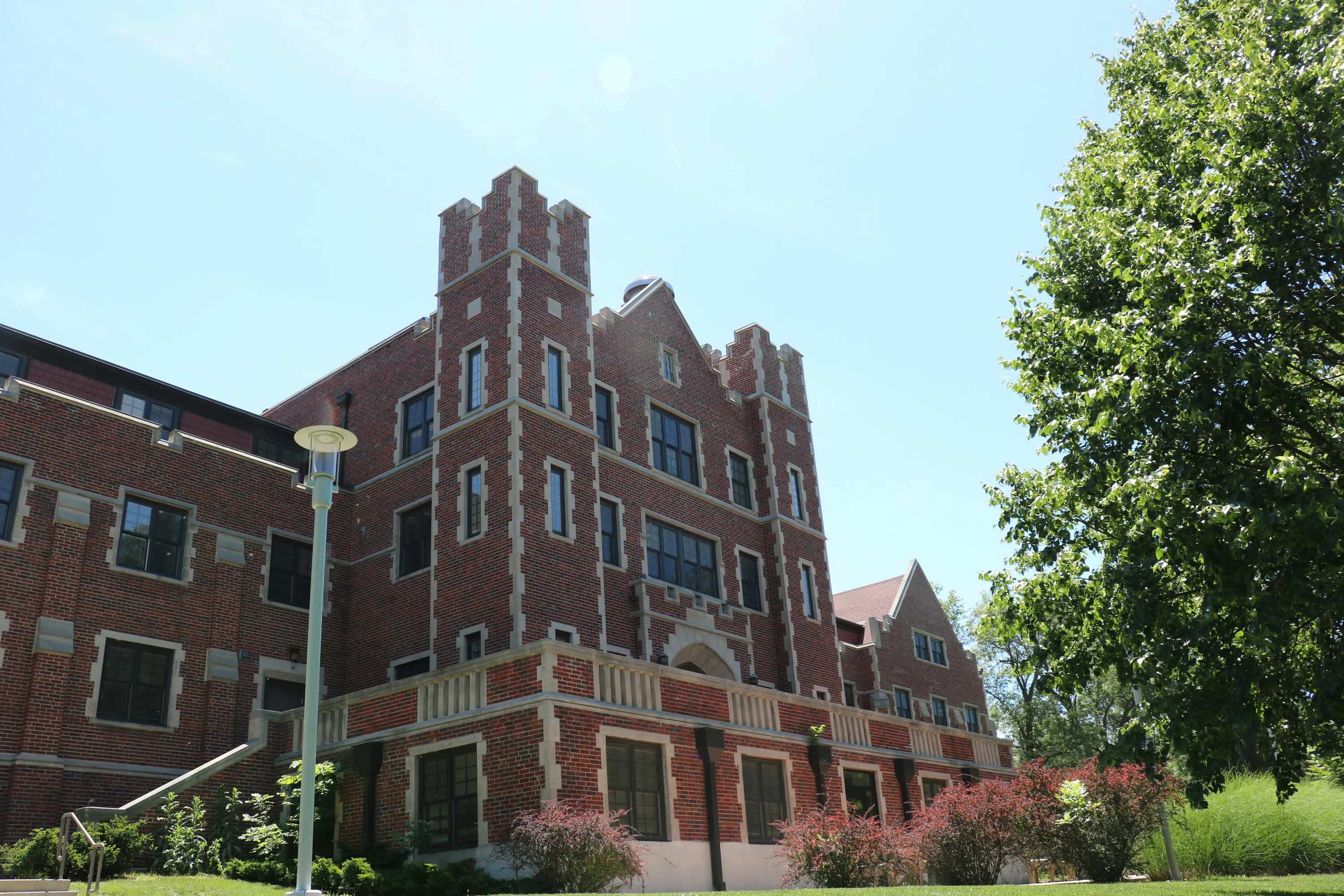 Frees Hall during the summer