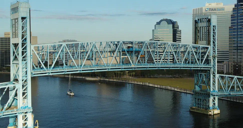 Image of the Main Street Bridge  in Downtown Jacksonville