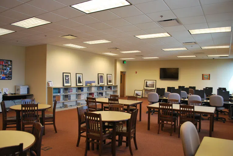 Chilton-Clanton campus Library