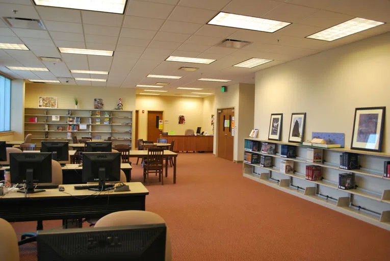 Chilton-Clanton campus Library