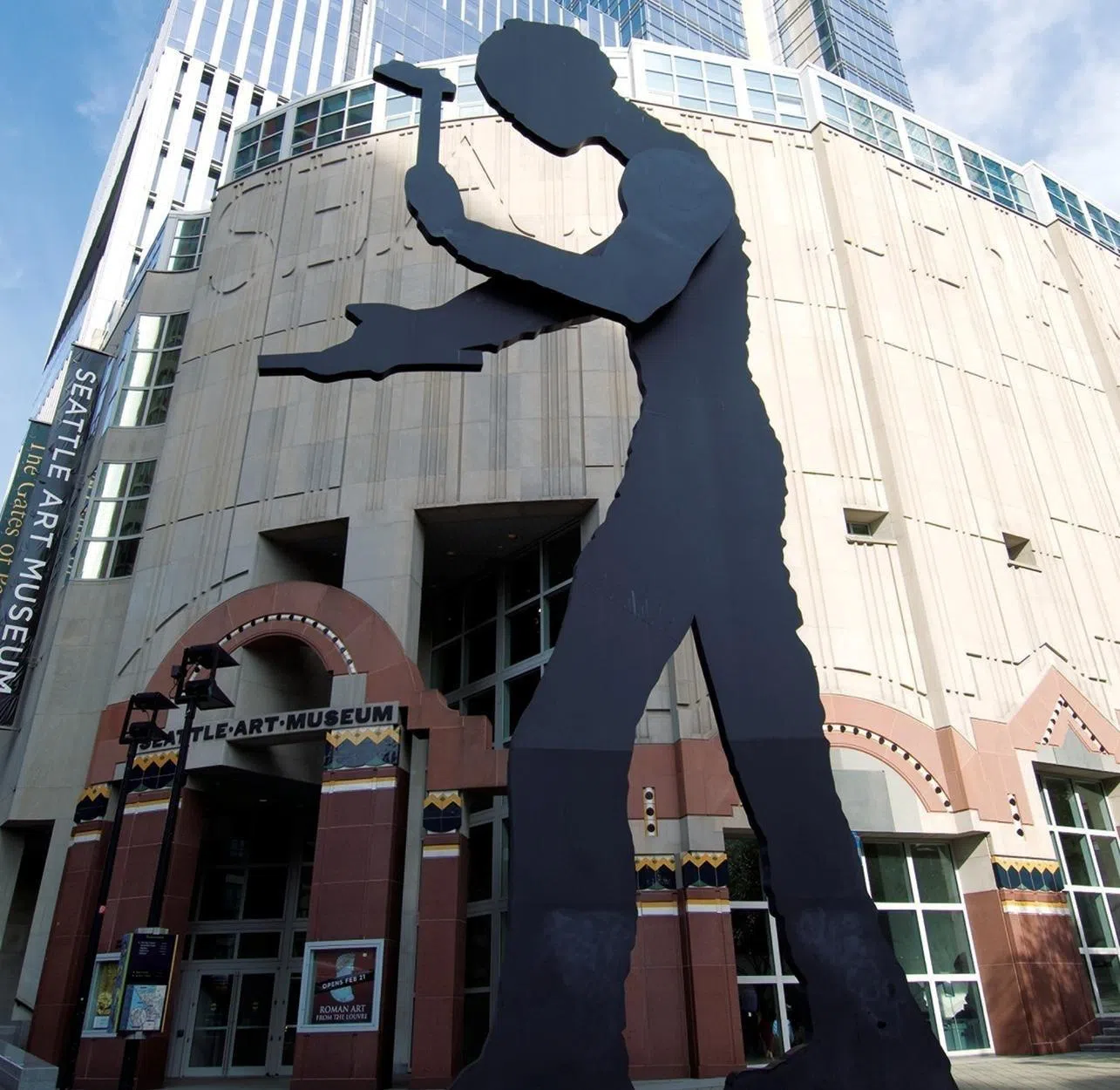 The 48-foot Hammering Man statue