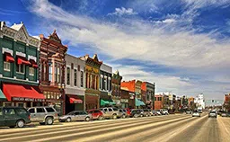 Ottawa, Kansas, downtown offers a variety of stores and restaurants to enjoy, as well as plays host to a number of events throughout the year.