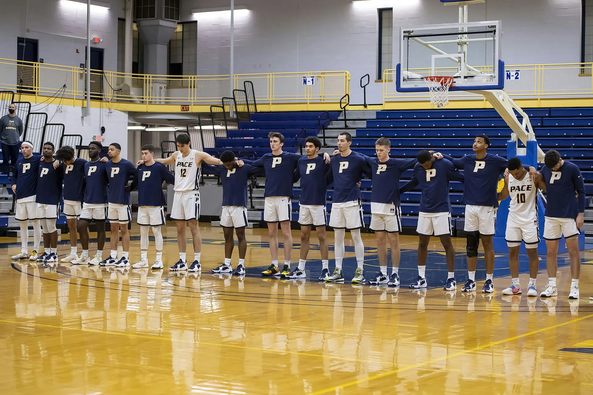 Men's Basketball Team