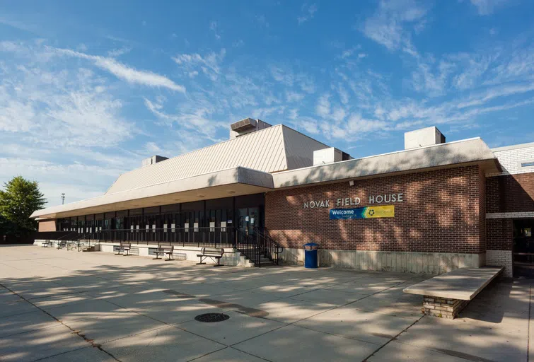 Novak Field House contains the Owls Basketball court which hosts both men's and women's basketball as well as home and visiting team locker rooms.