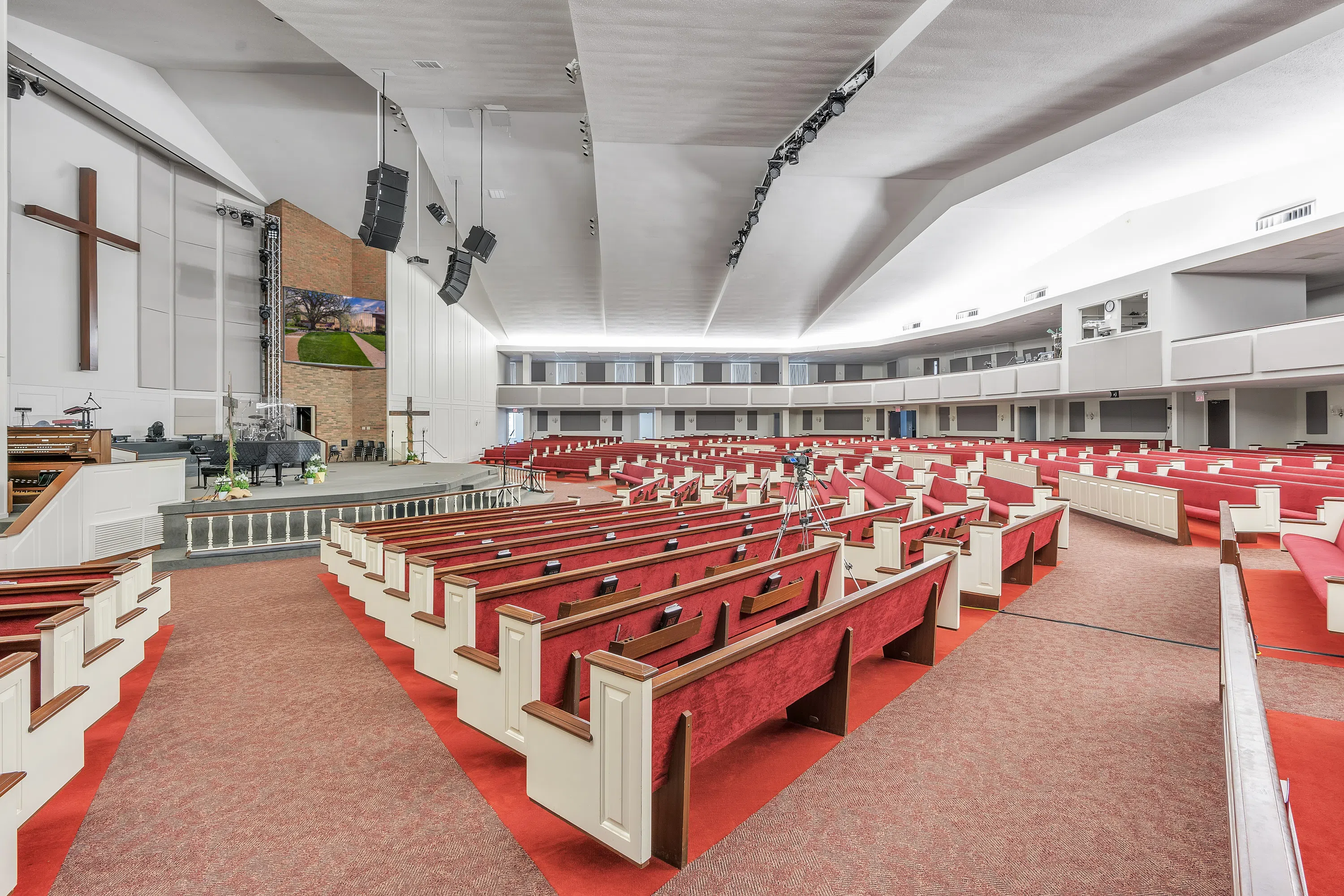 Arbor church interior