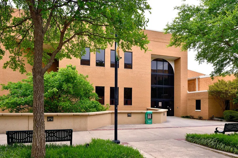 Exterior of Eagle Student Services Center