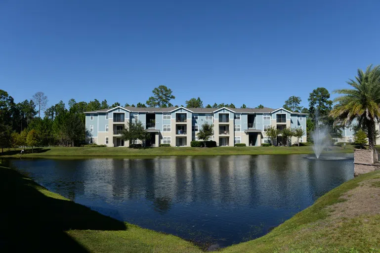 Flats Lakeside View