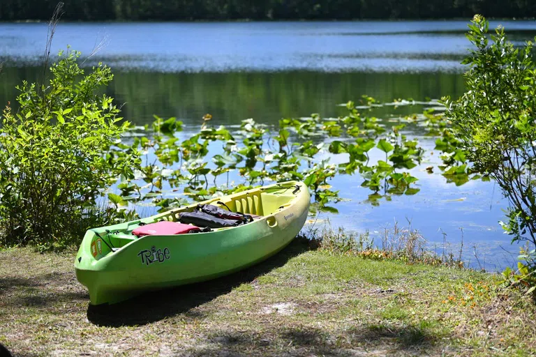 Kayak and canoe rentals are available to all students through RecFit's Eco Adventure program. 