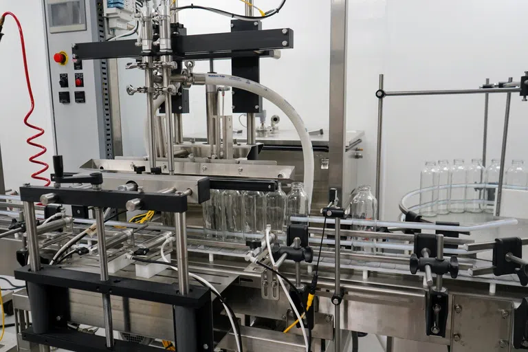 Bottling Machine 