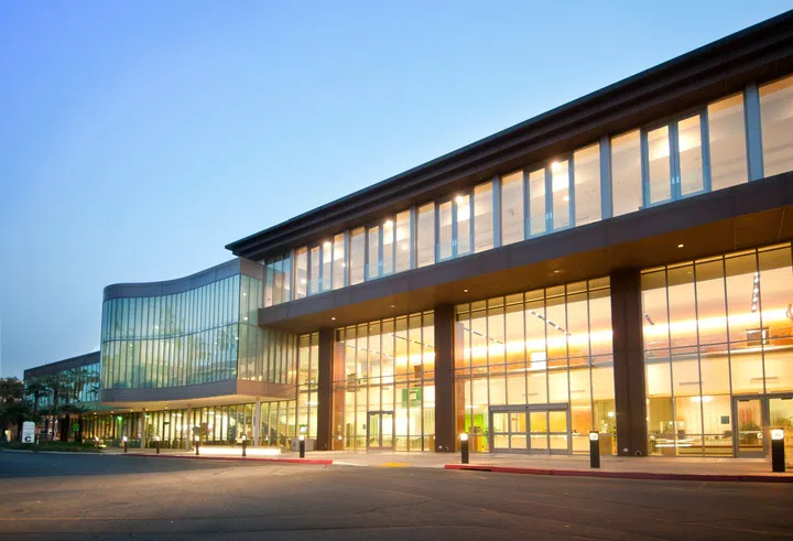 The Abraham Campus Center is home to the Office of Student Life, the Admission Office, and Barb's place, a quick dining spot with a Starbucks