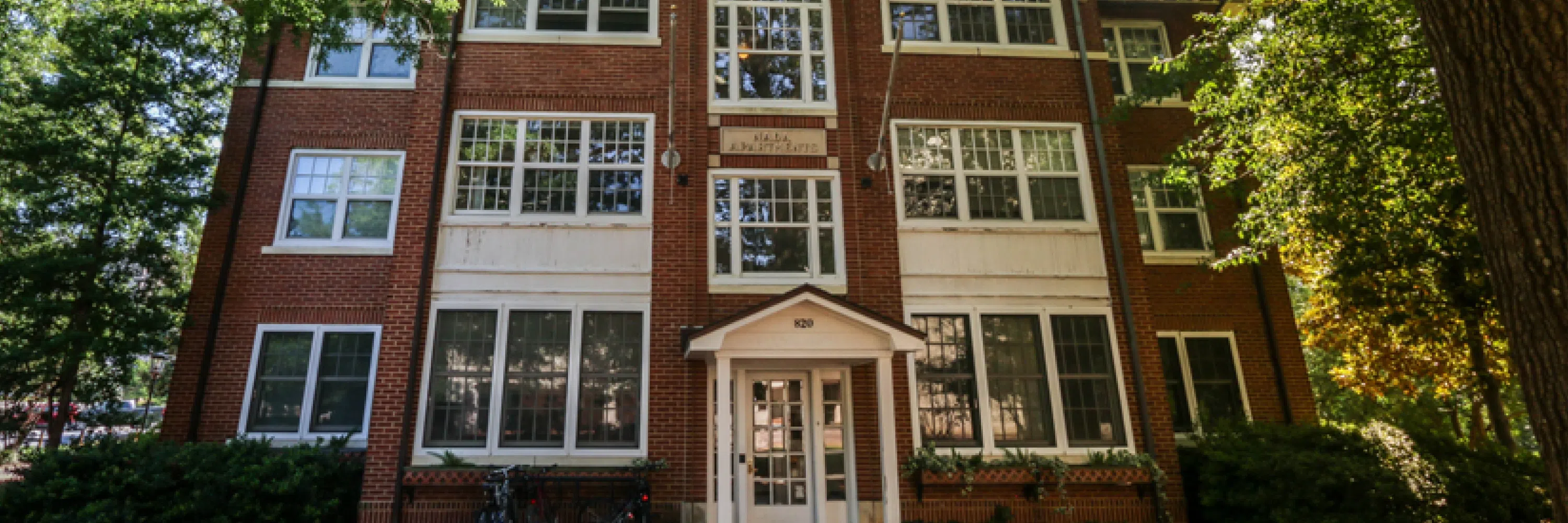 View of the front of 820 Henderson Street during the day