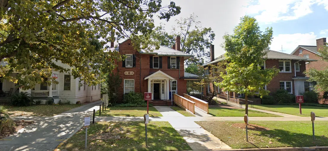 View of the front of 1728 College Street during the day.