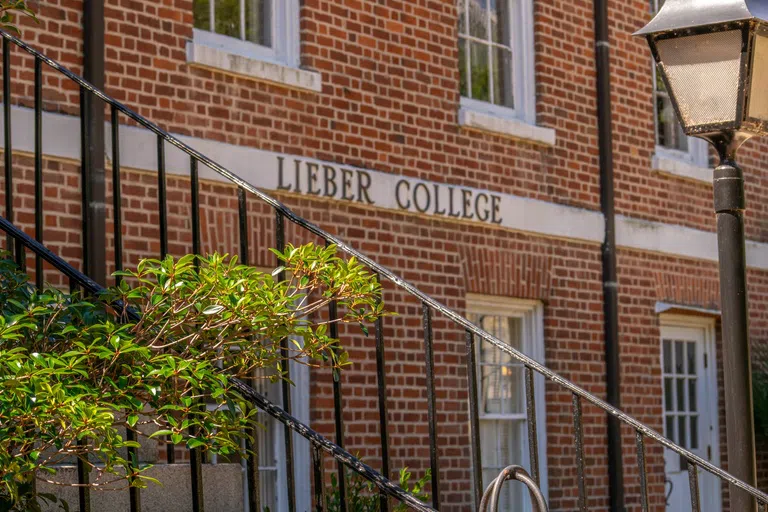 View of the front of Lieber College during the day.