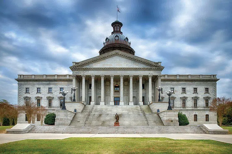 Front of the South Carolina State House building