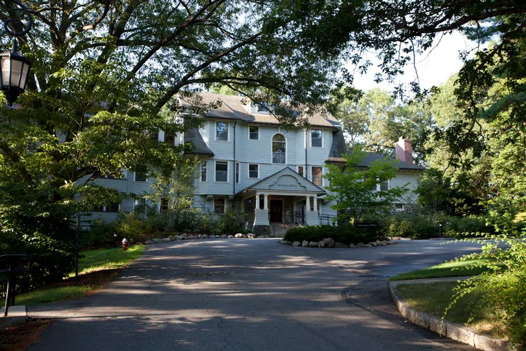 Office of Admission exterior