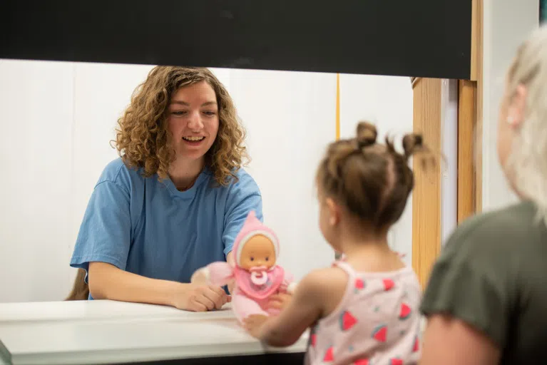 The Infant Cognitive Development Lab is part of the HDFS research facility. The lab is dedicated to investigating how infants learn about and process information in their environment. One of the primary goals is to find ways parents and caregivers can help their infants learn.