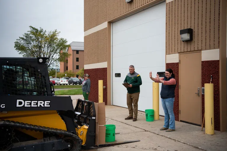 The Agriculture and Biosystems Engineering program at NDSU prepares students for a diverse set of careers, including machine and processing systems. Students work closely with their peers and faculty to gain hands-on knowledge of a quickly changing industry. 