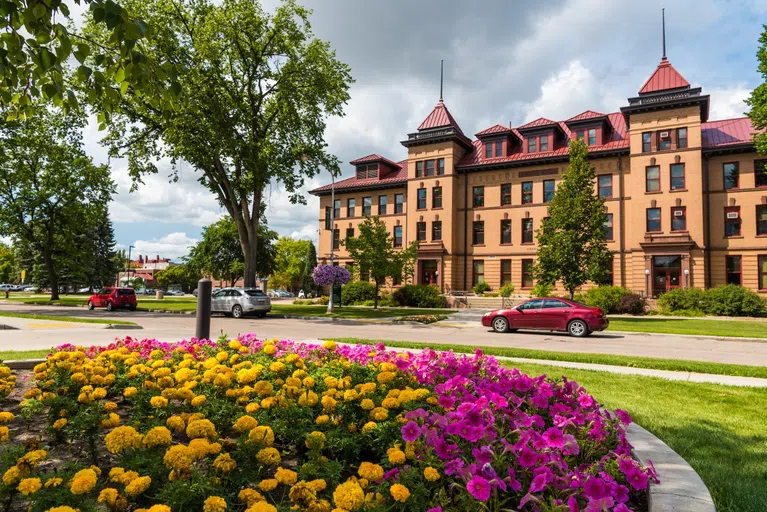 Formerly a campus residence hall, Ceres Hall now hosts multiple different offices for student success, like the Career and Advising Center and Registration and Records.