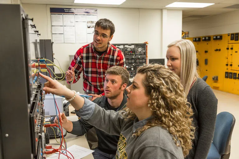 Students in electrical and computer engineering get to work on small group projects that serve to help solve a problem in our current society. At the end of the project, they get to present it to their peers and faculty!